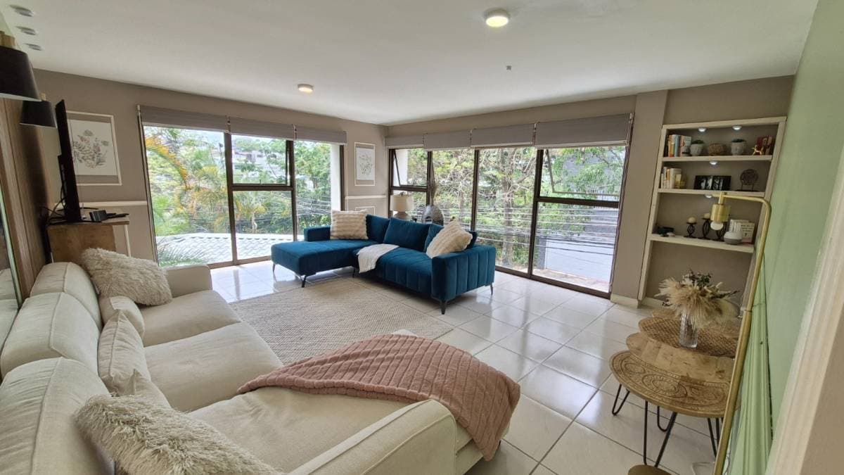 House at Yoses Sur