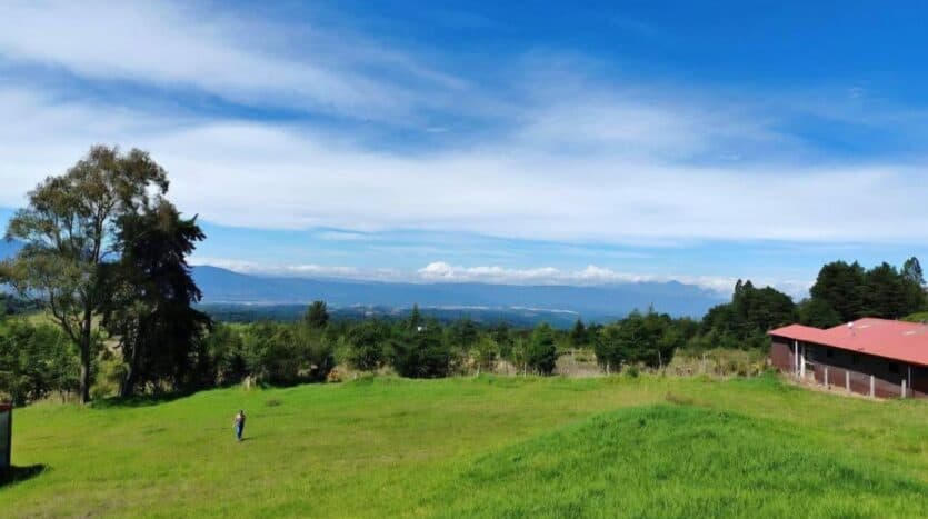 Terreno en Carrillos
