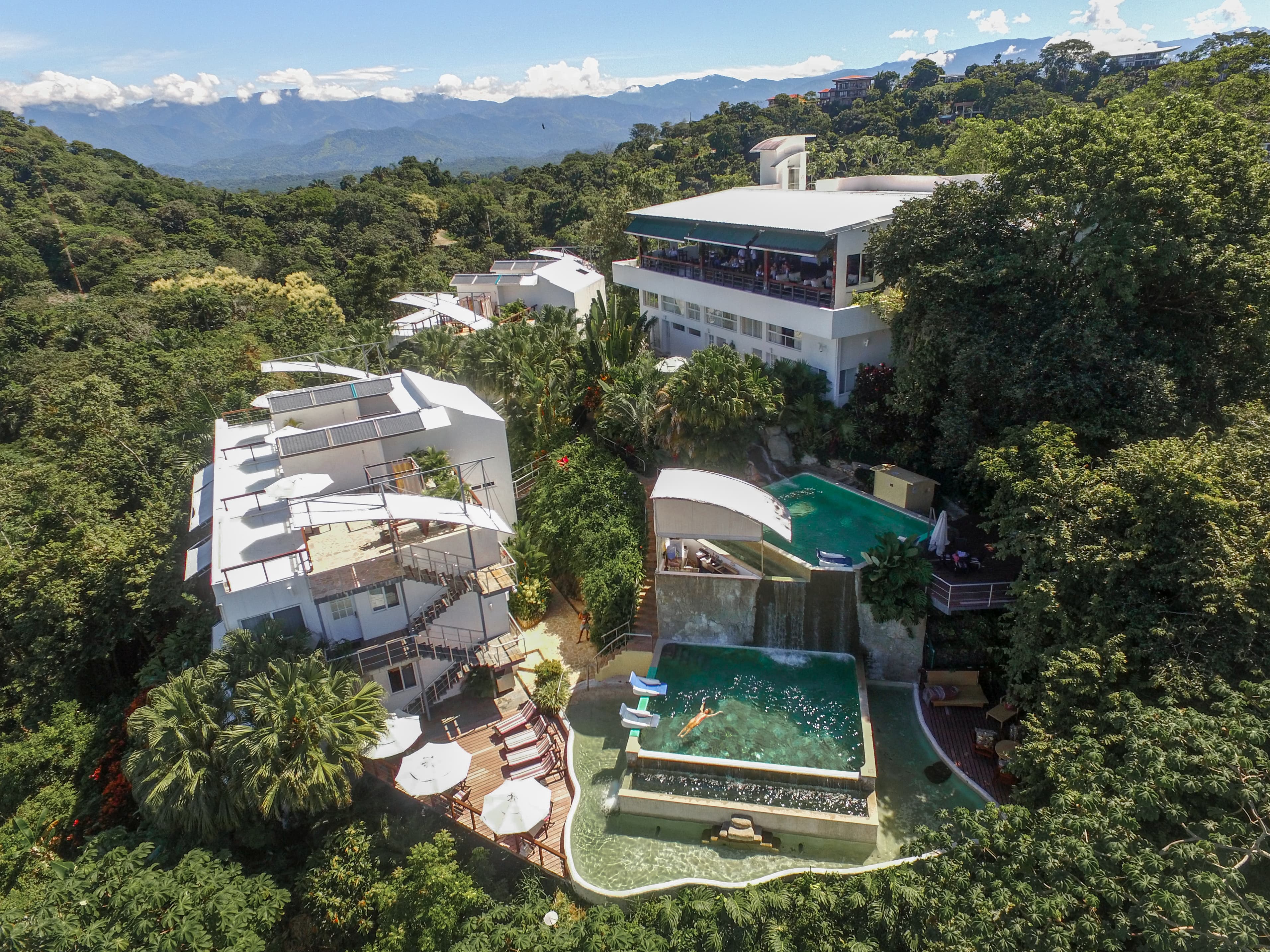 Commercial at Quepos