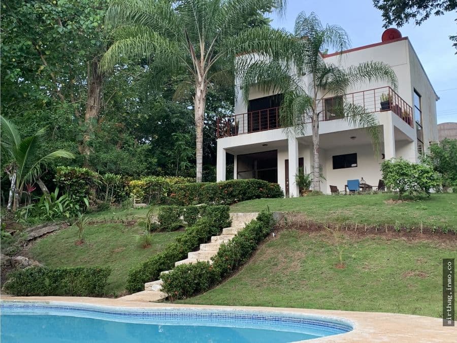 Casa en Paquera
