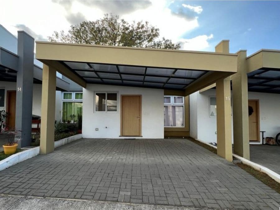 Casa en Condominio Quarzo