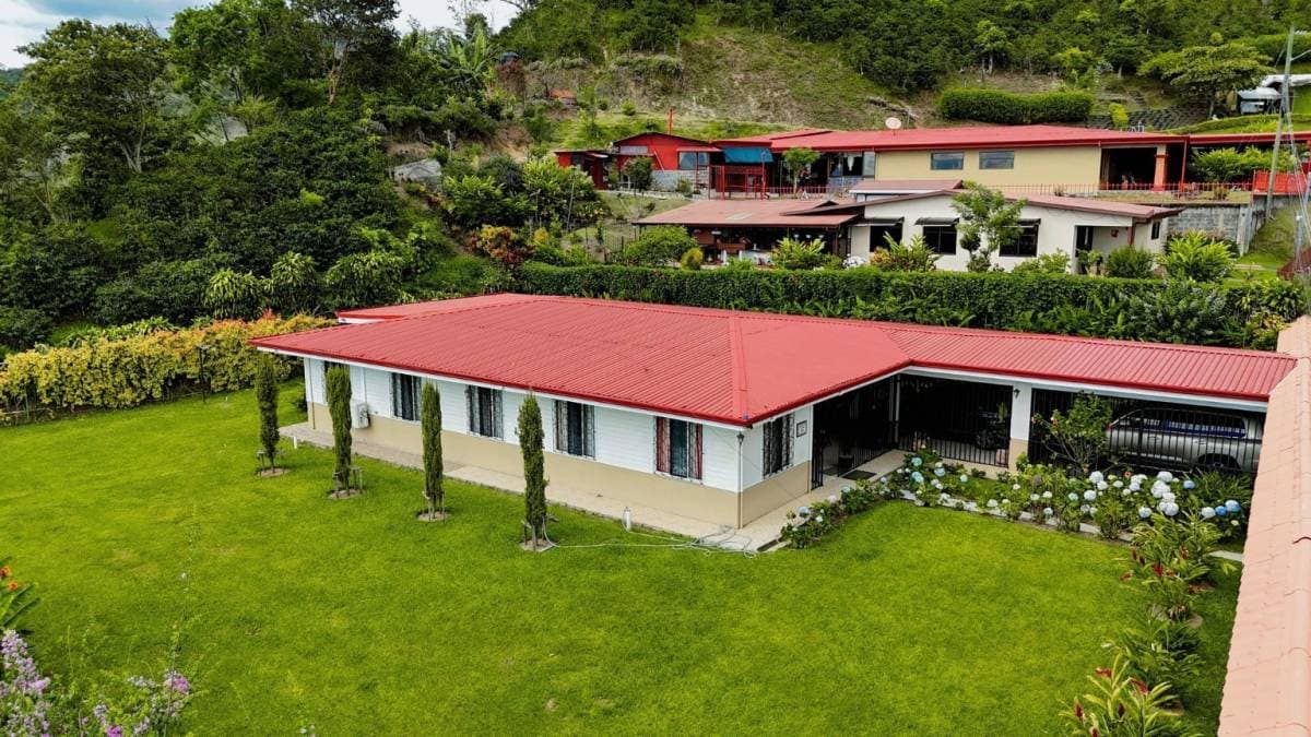 House at San Isidro