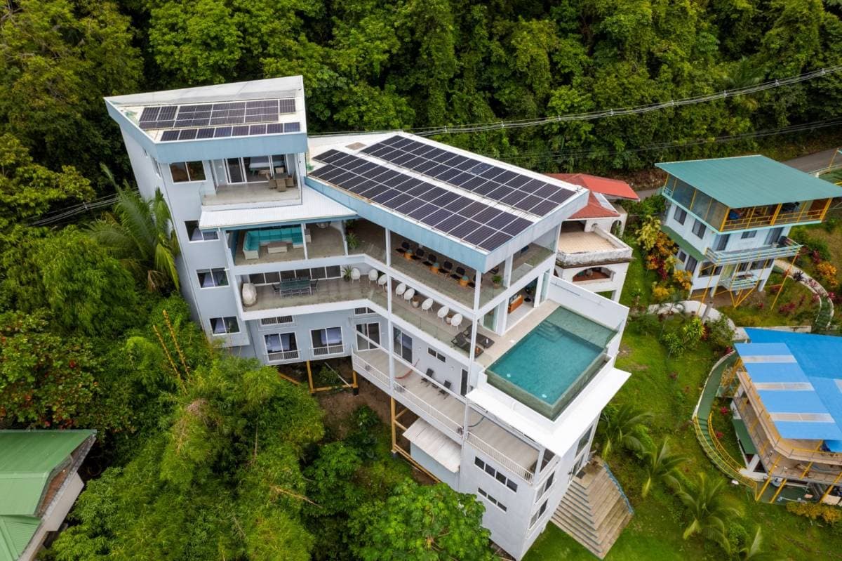 Hotel at Quepos