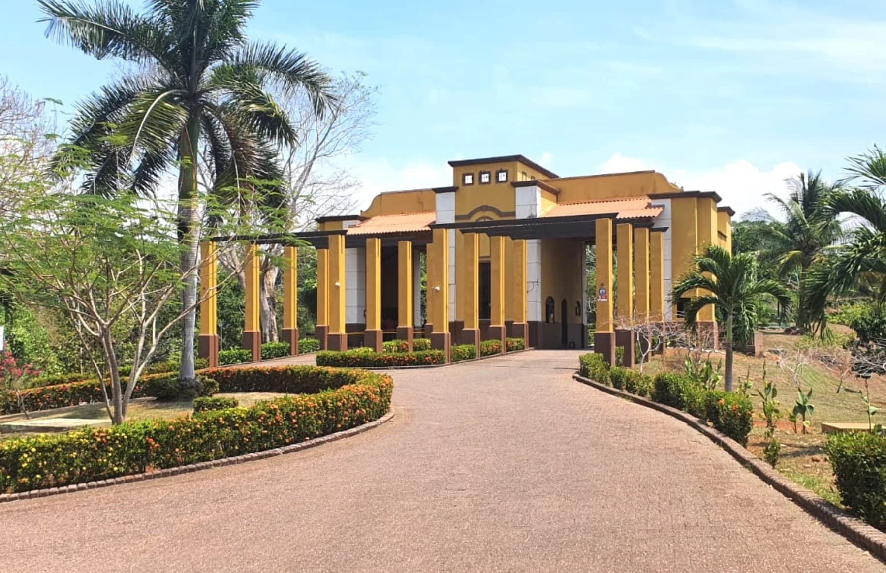 Land at Parrita