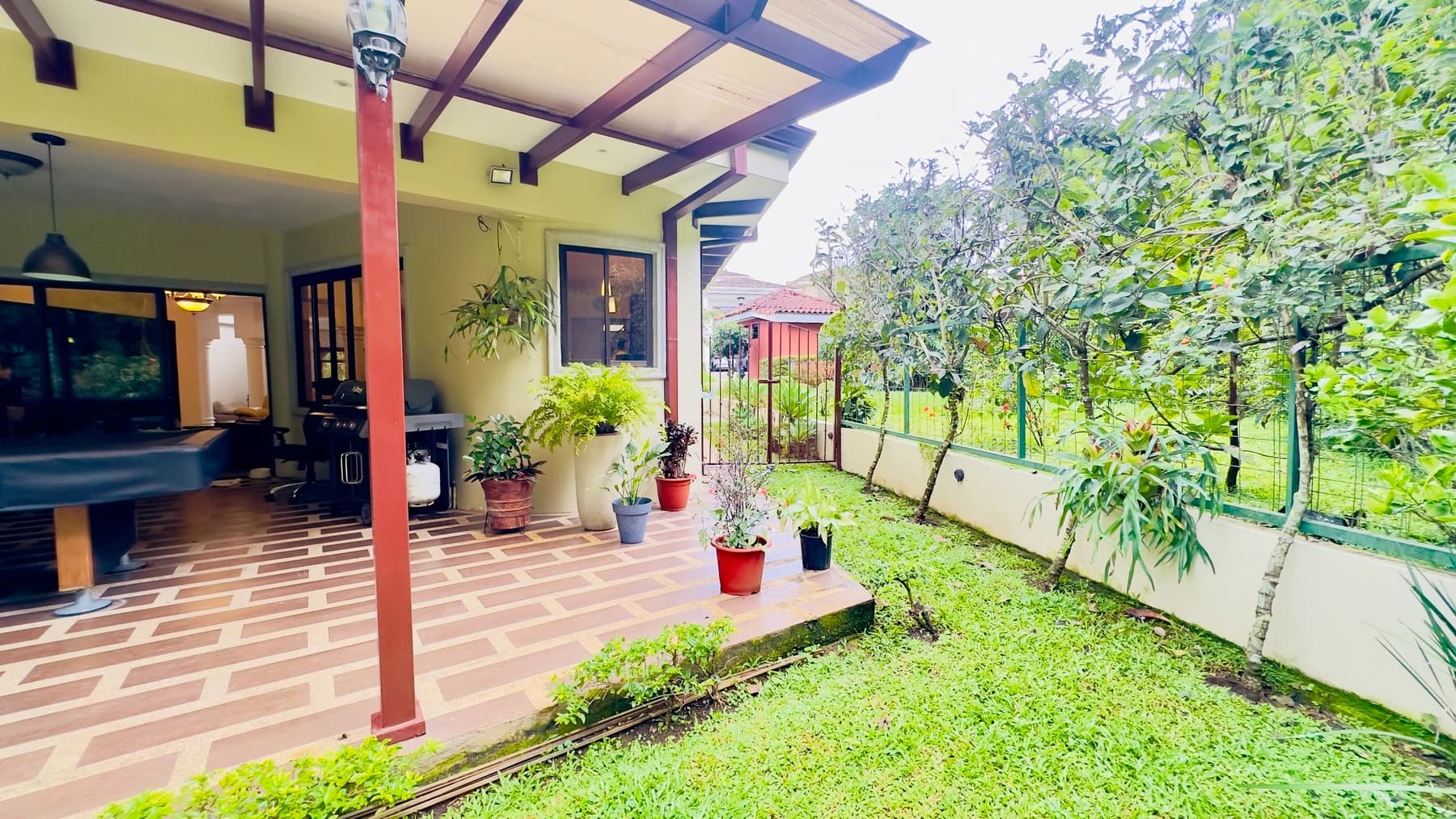 House at Colinas De Montealegre