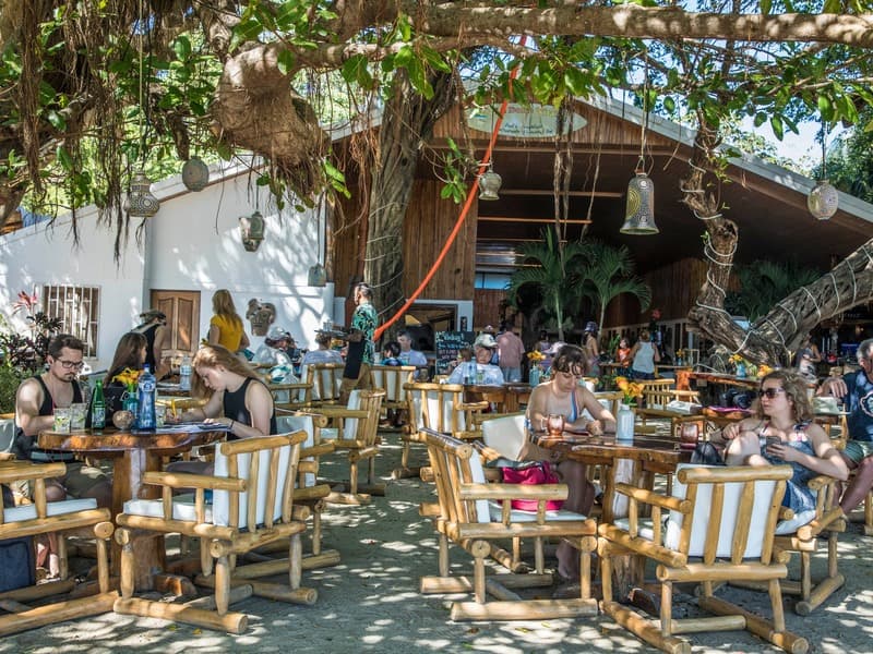 Commercial at Sámara