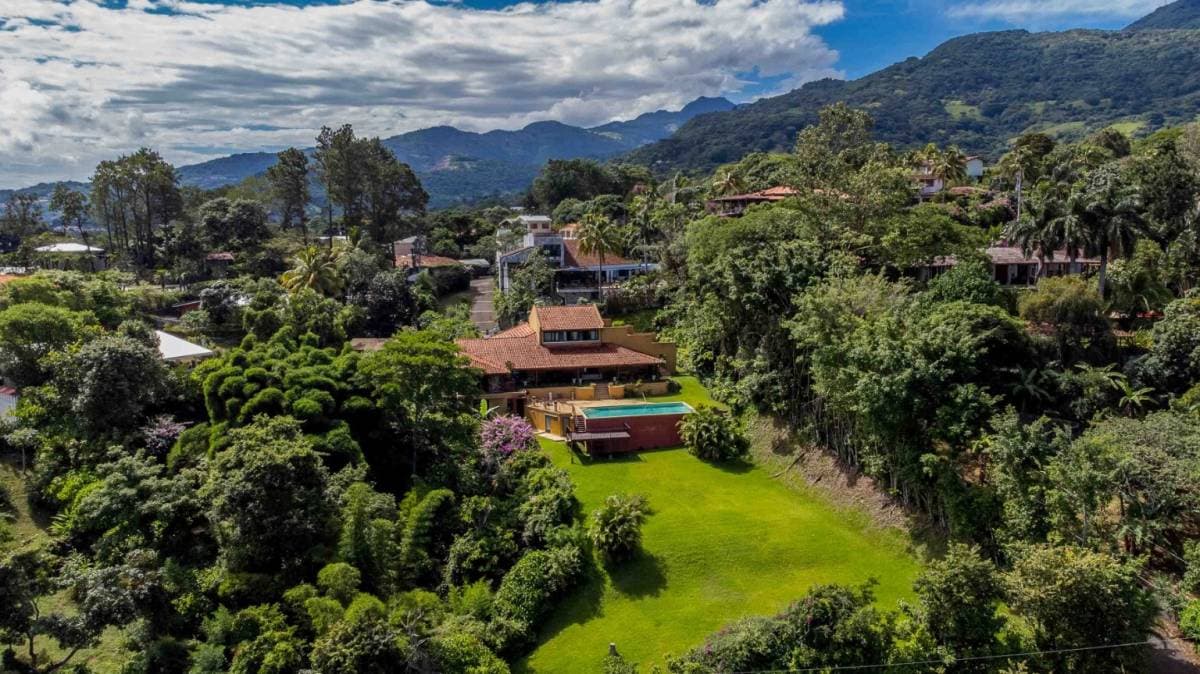 Casa en Piedades