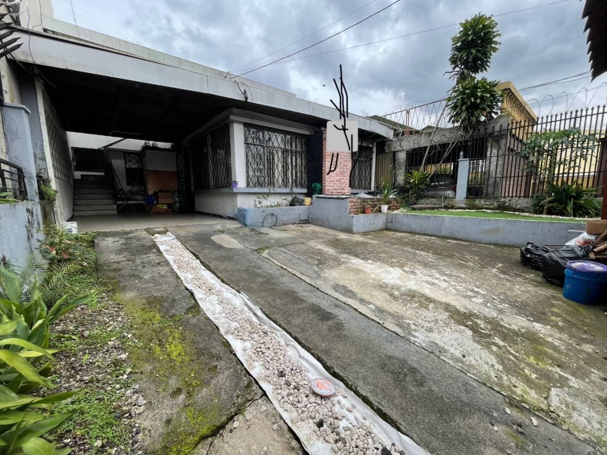 Comercial en Condominio Interamericana