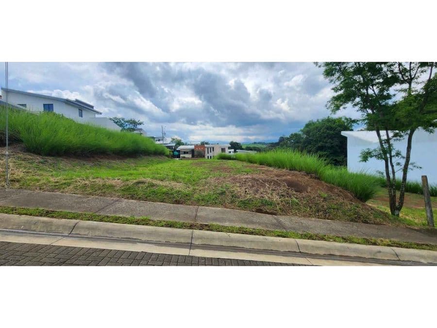 Land at Alajuela