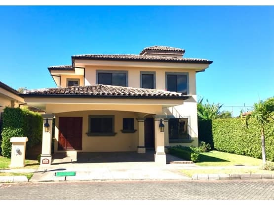 Casa en Condominio Hacienda Belen