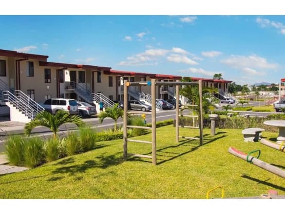Apartamento en Condominio Francisco de Heredia
