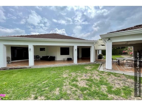 House at Bosques de Lindora