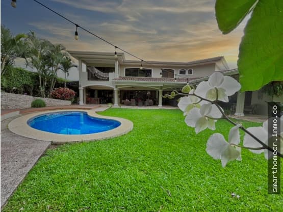 House at Santa Ana