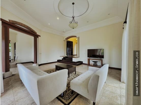 Casa en Residencial Villa Real