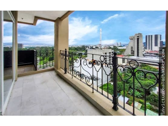 Apartment at Torres del Lago
