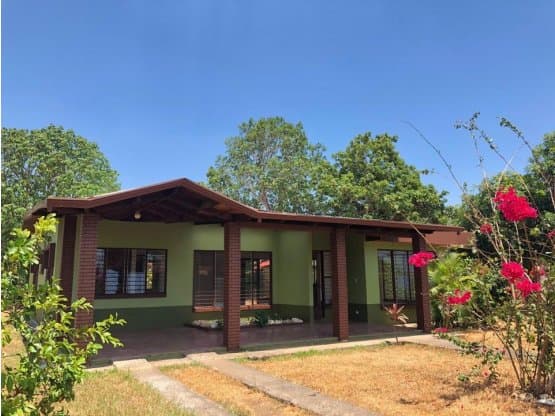 Casa en Esparza