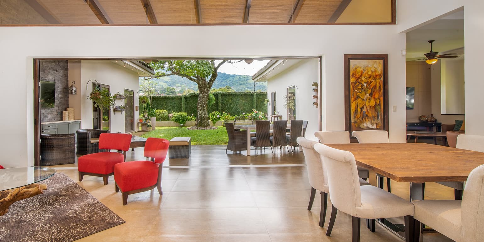 Property at Balcanes