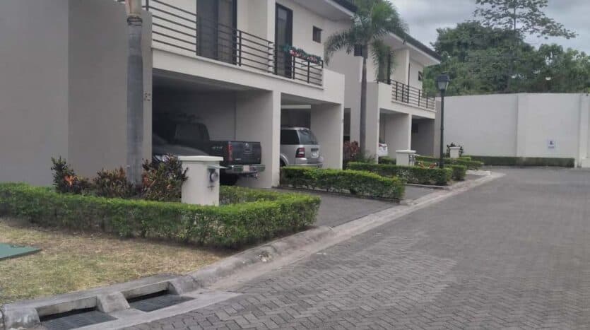 Casa en Condominio Parques del Sol