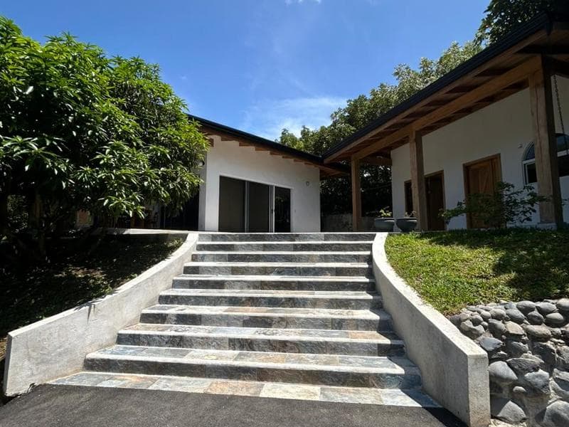 Property at Atenas