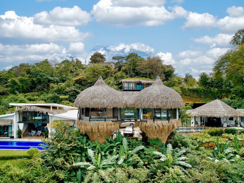 Comercial en Tamarindo