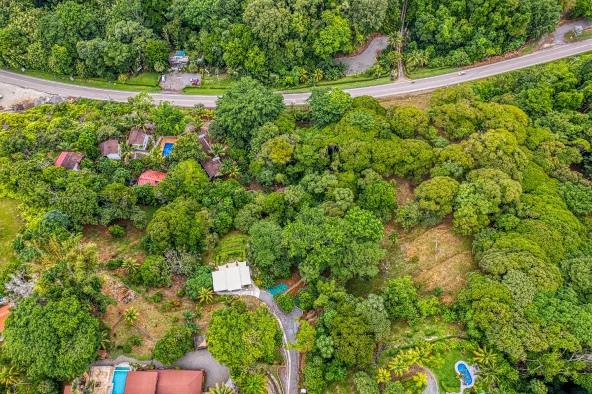 Propiedad en Ojochal