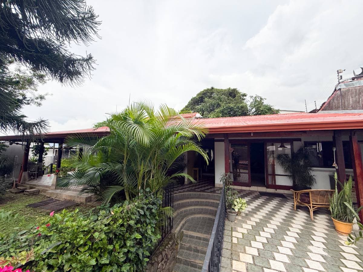 House at Vista Alegra