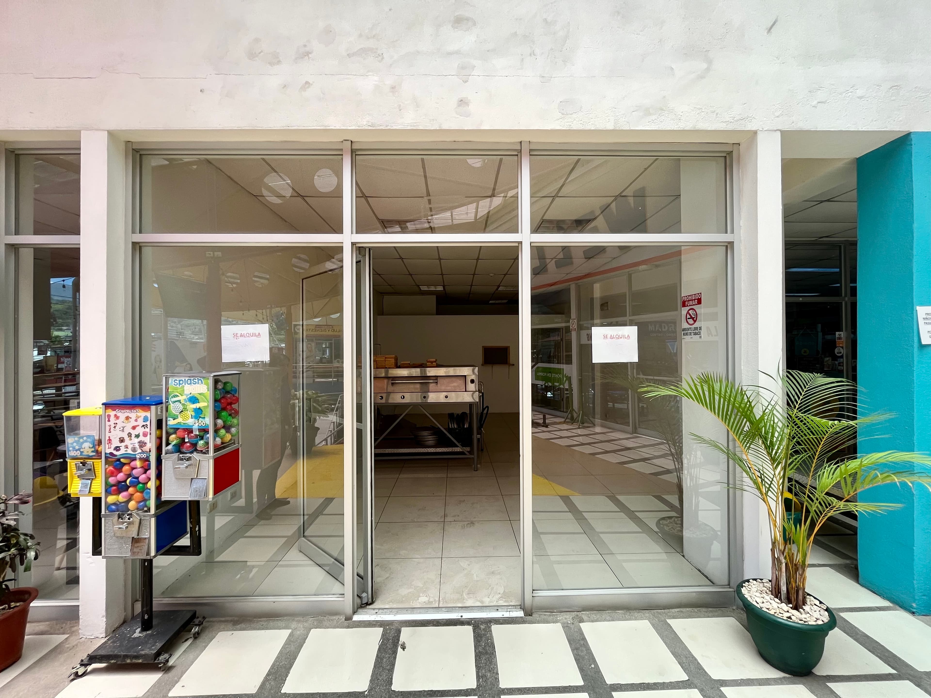 Alquiler de local comercial, Concepción Tres Rios