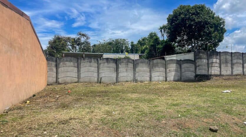 Land at Dulce Nombre