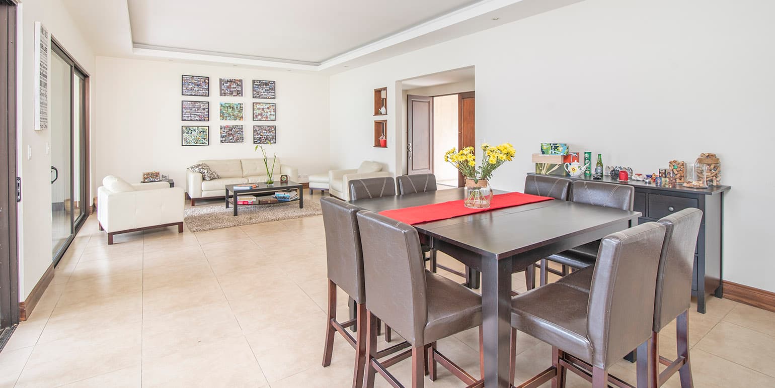 Propiedad en Condominio Jardines del Valle