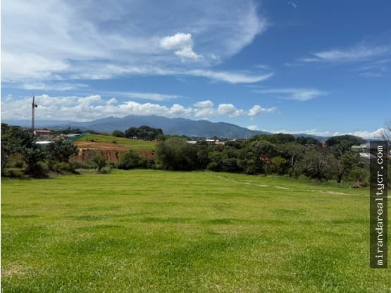 Terreno en San José