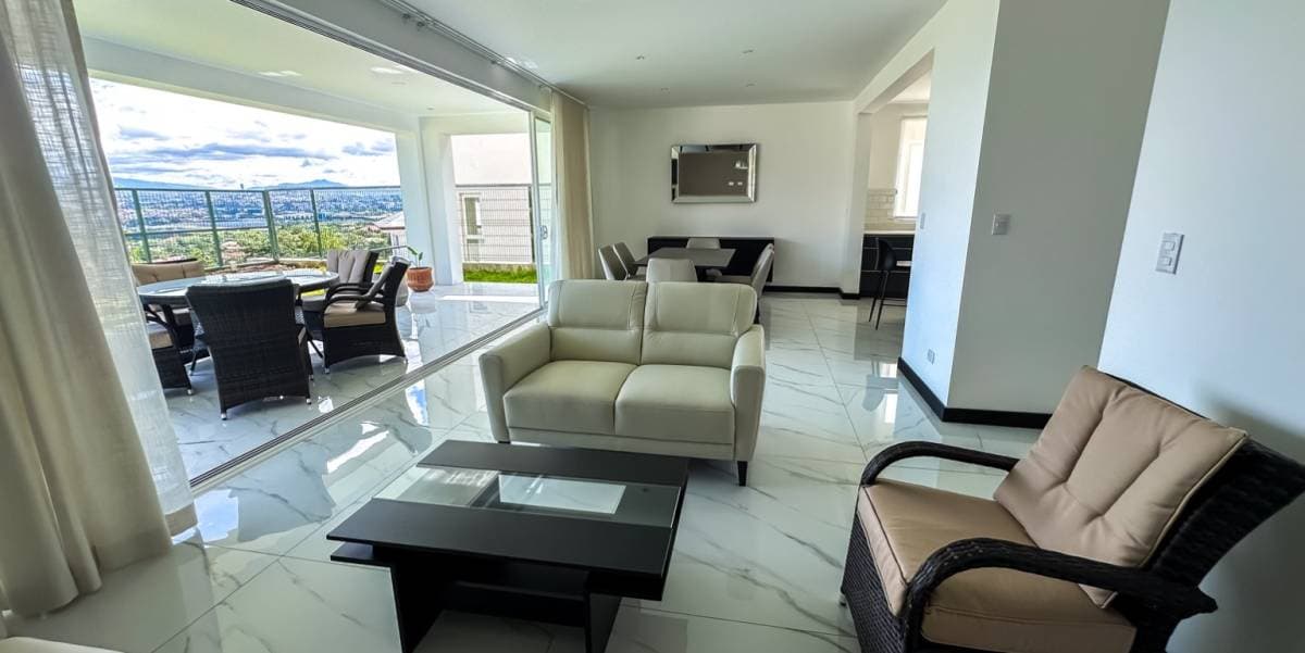Casa en Guachipelin