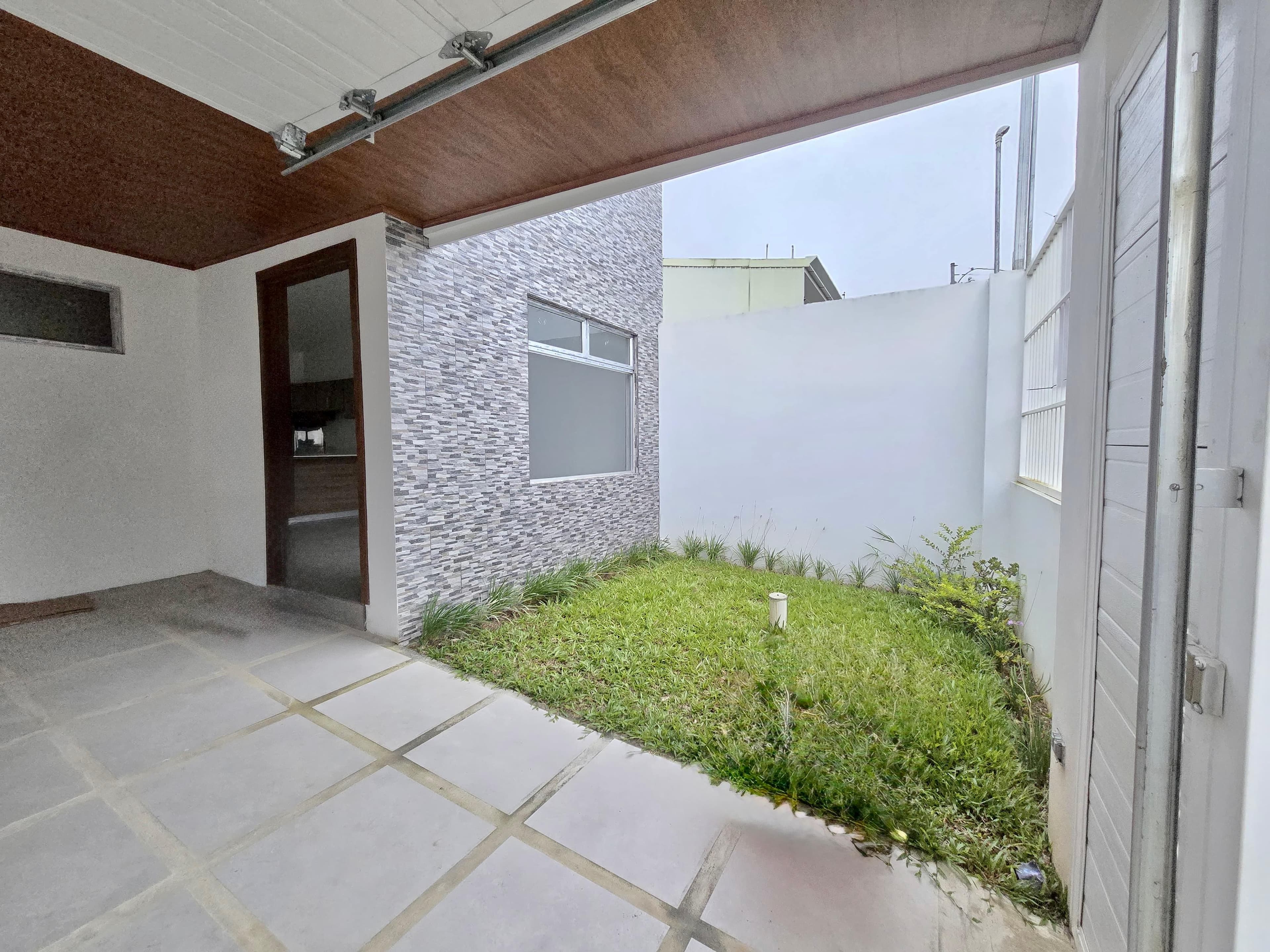 Propiedad en Dulce Nombre