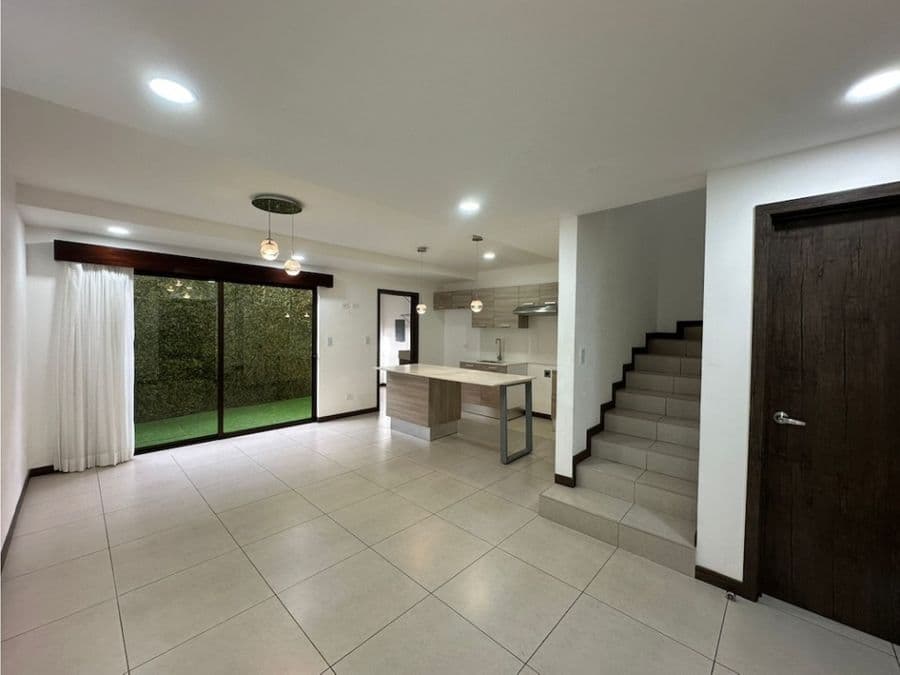 House at Condominio Moravia Urbano