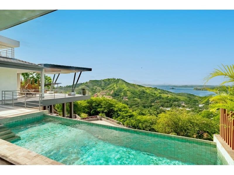 Propiedad en Coco Bay Estates