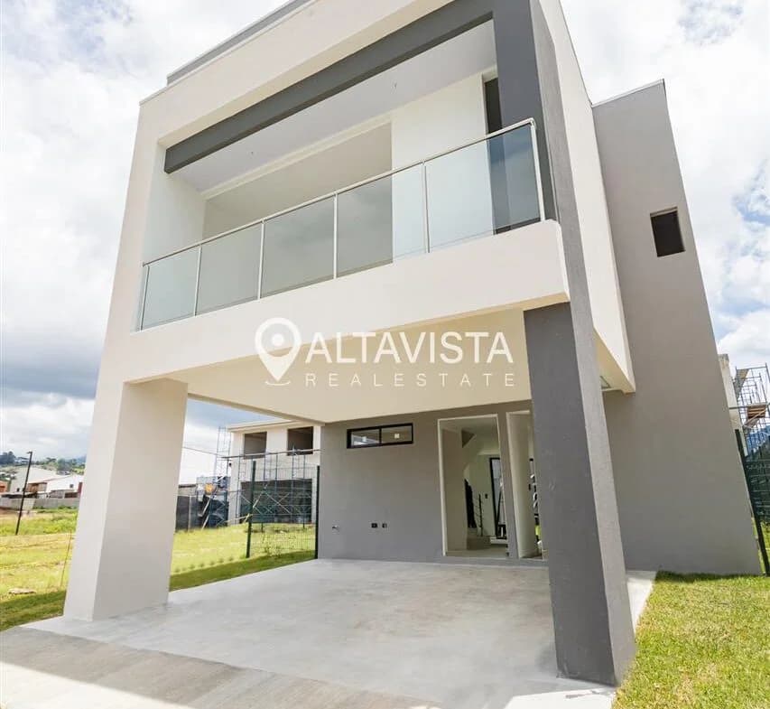 Casa en Condominio Avenida del Este