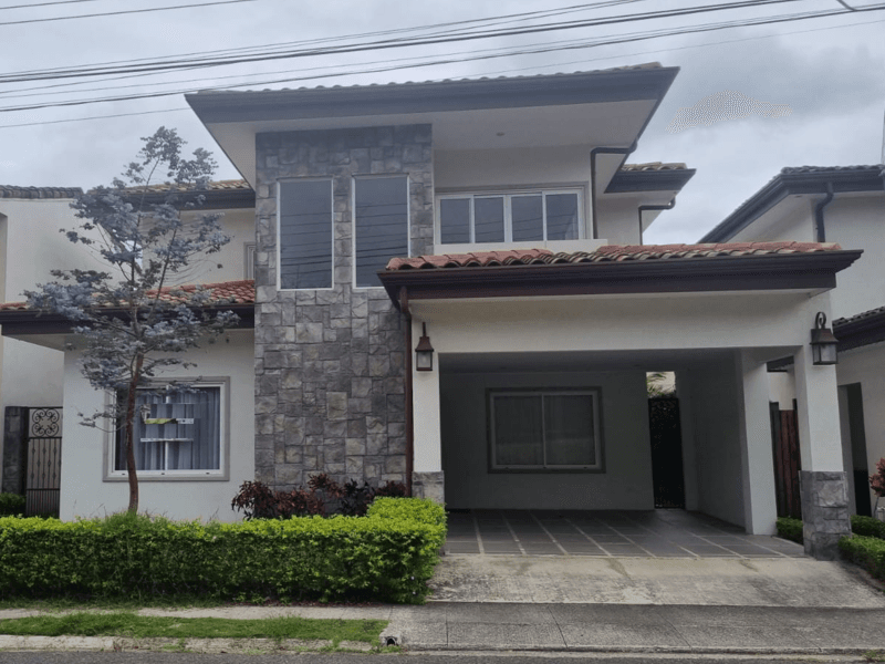 Propiedad en El Tejar