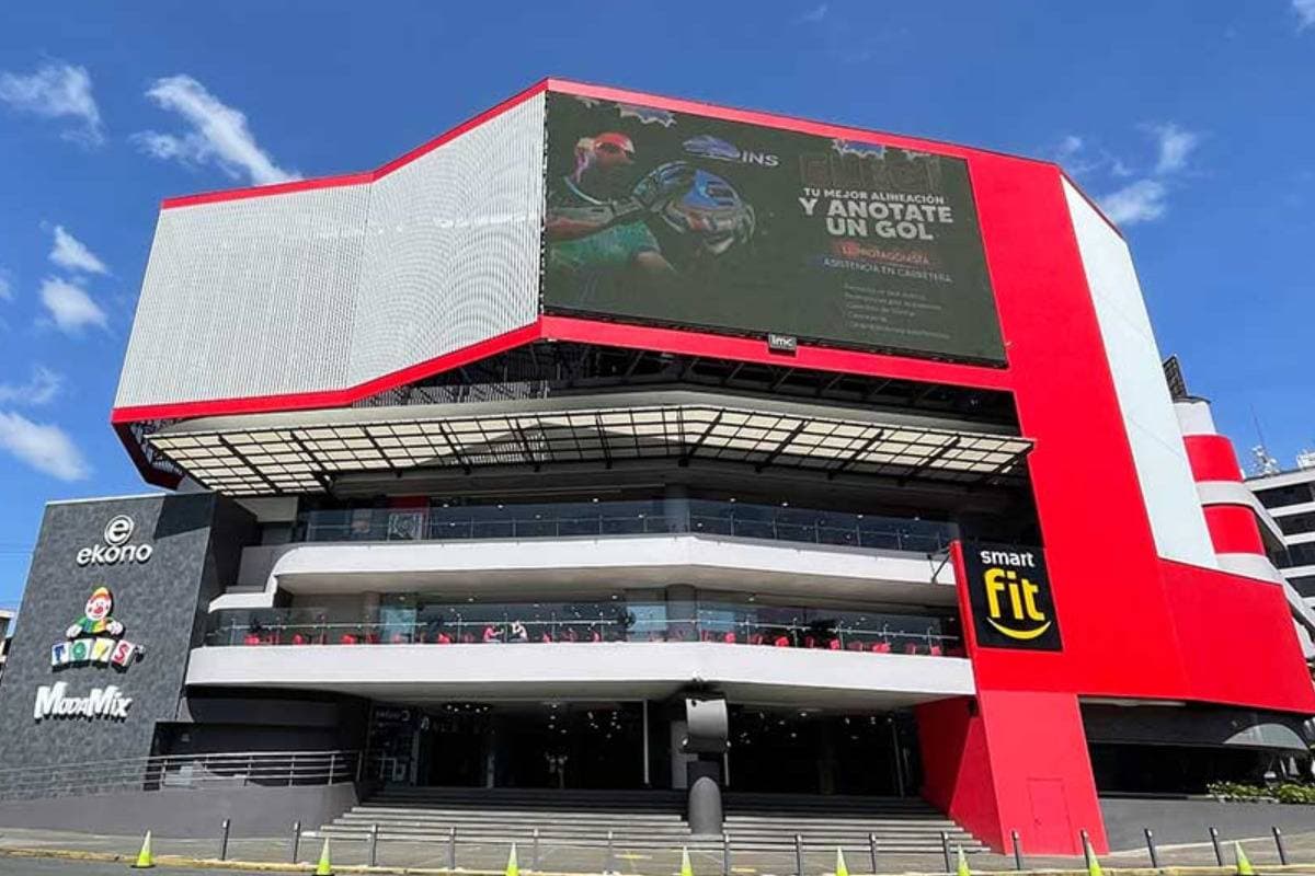 Retail space at San Pedro