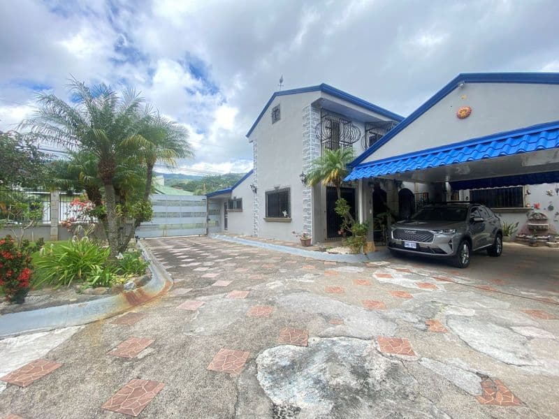 Propiedad en Santa Ana