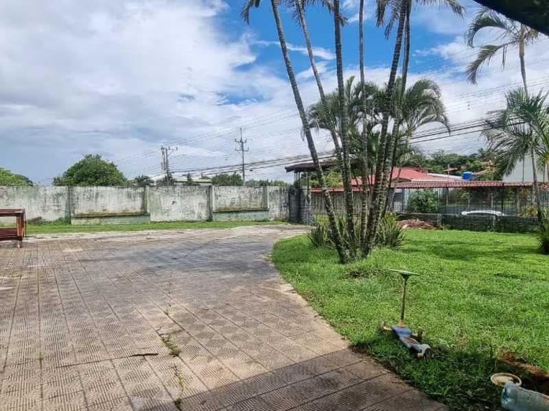 Terreno en Heredia