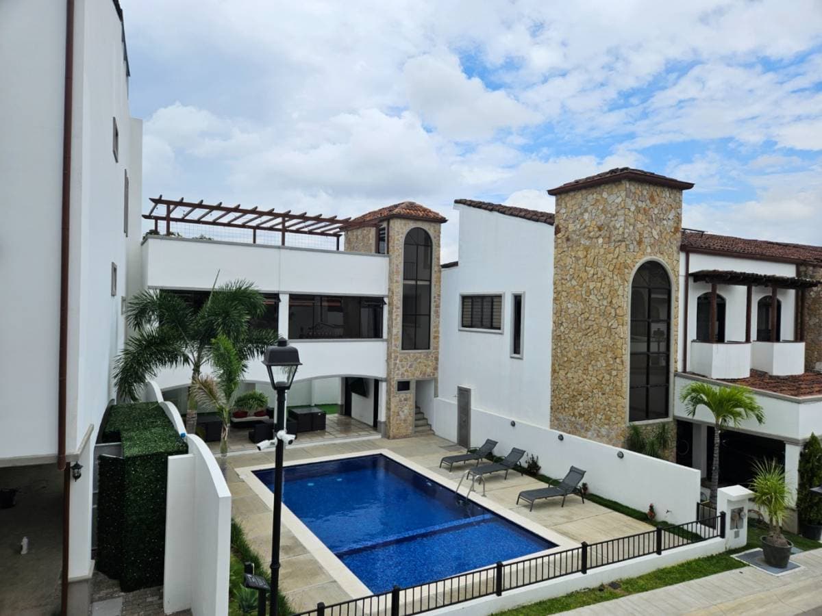 Property at Condominio Providencia