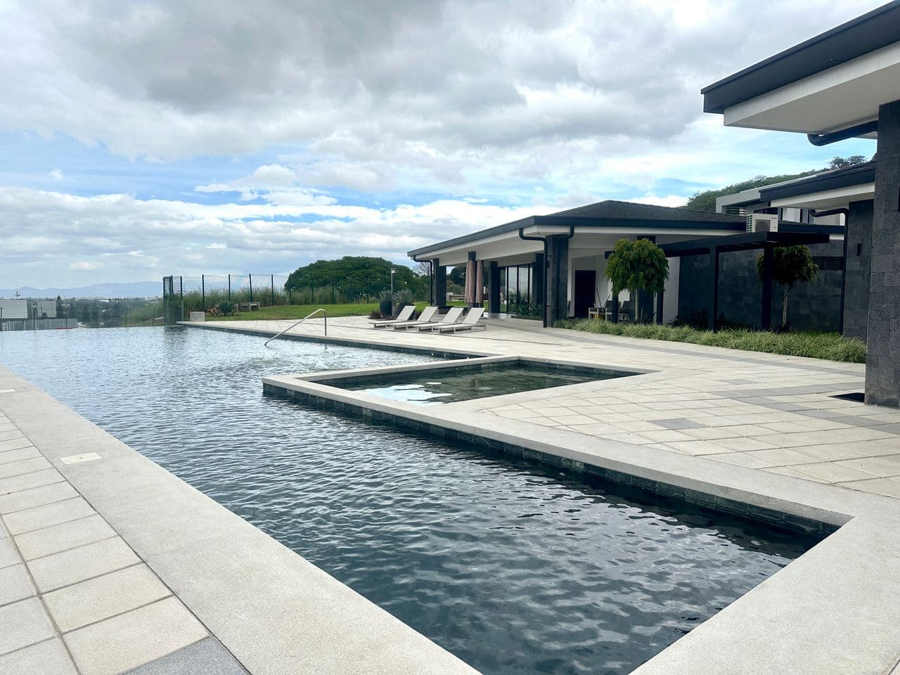 Propiedad en Condominio Vista Real