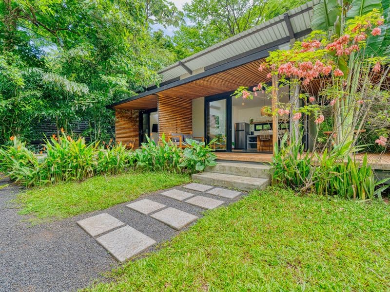 Comercial en Tamarindo