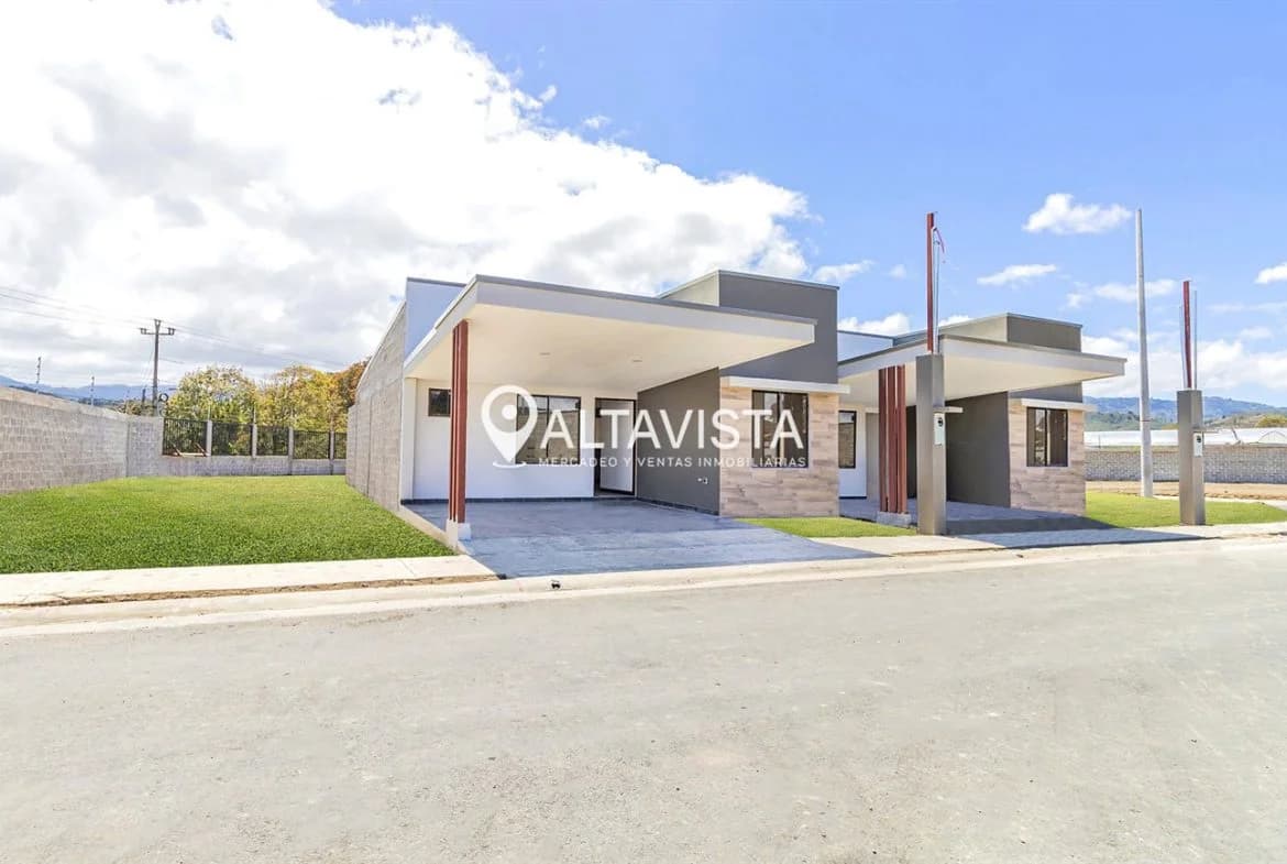House at Dulce Nombre