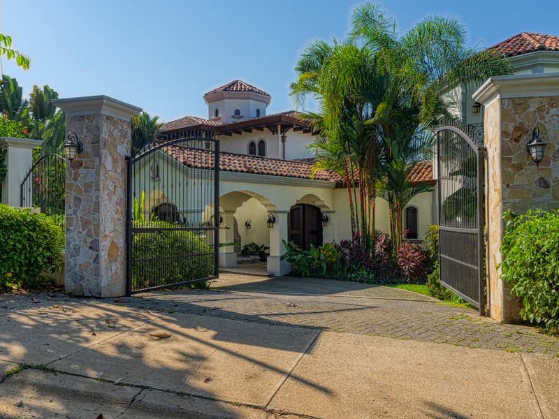 Propiedad en Dominical