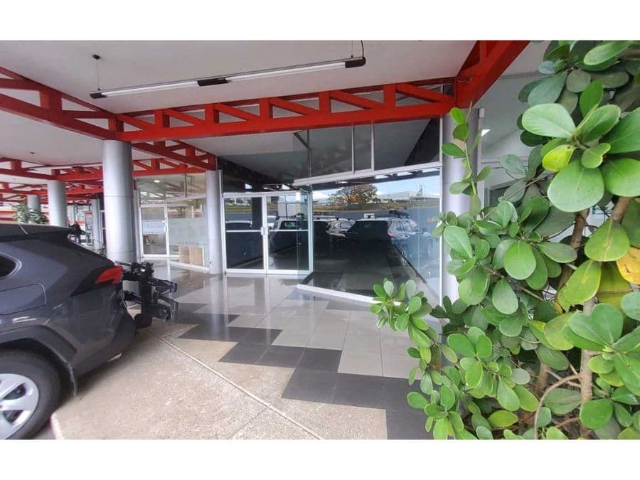 Comercial en La Asunción