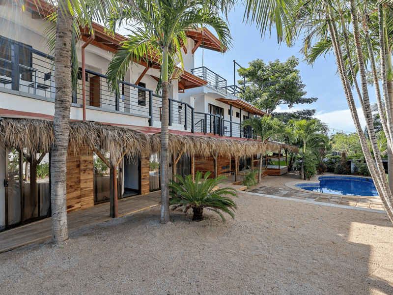 Comercial en Tamarindo