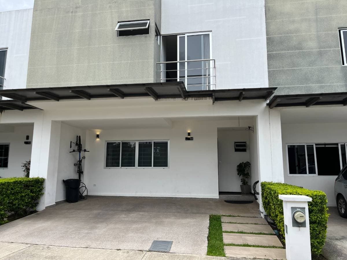Casa en Condominio Piamonte
