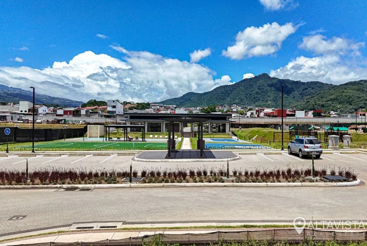 Terreno en Condominio Avenida del Este