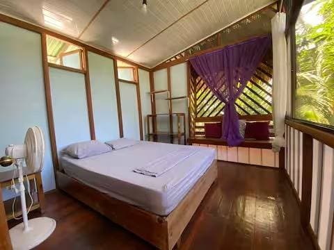 Commercial at Playa Chiquita