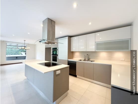 House at Condominio Kuora